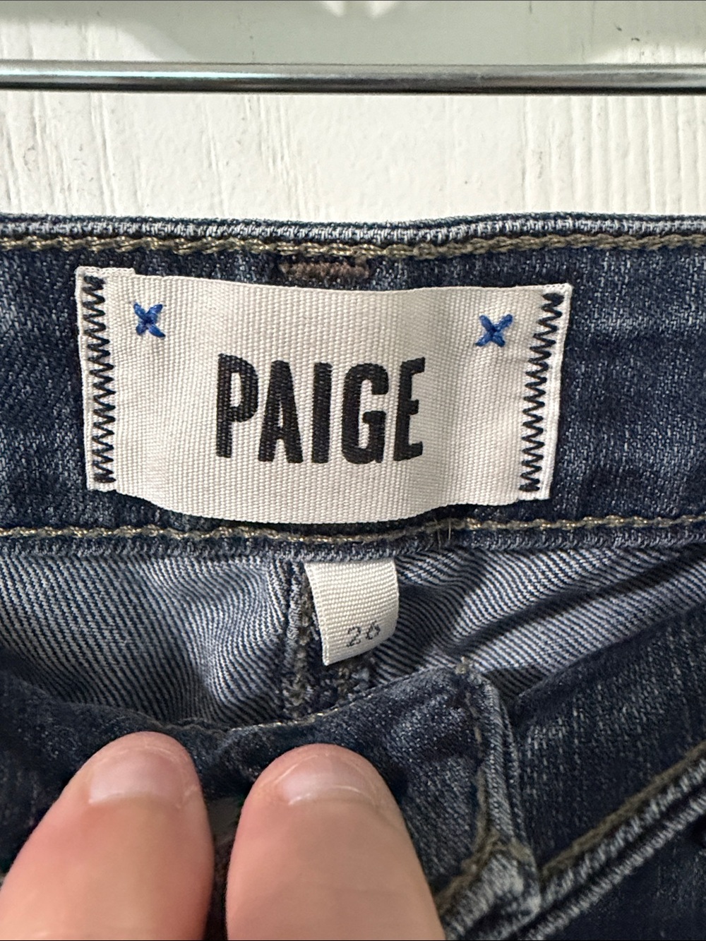 PAIGE Verdugo Ultra Skinny Women's Jeans Dark Blue Wash Size 26 - Picture 2 of 9